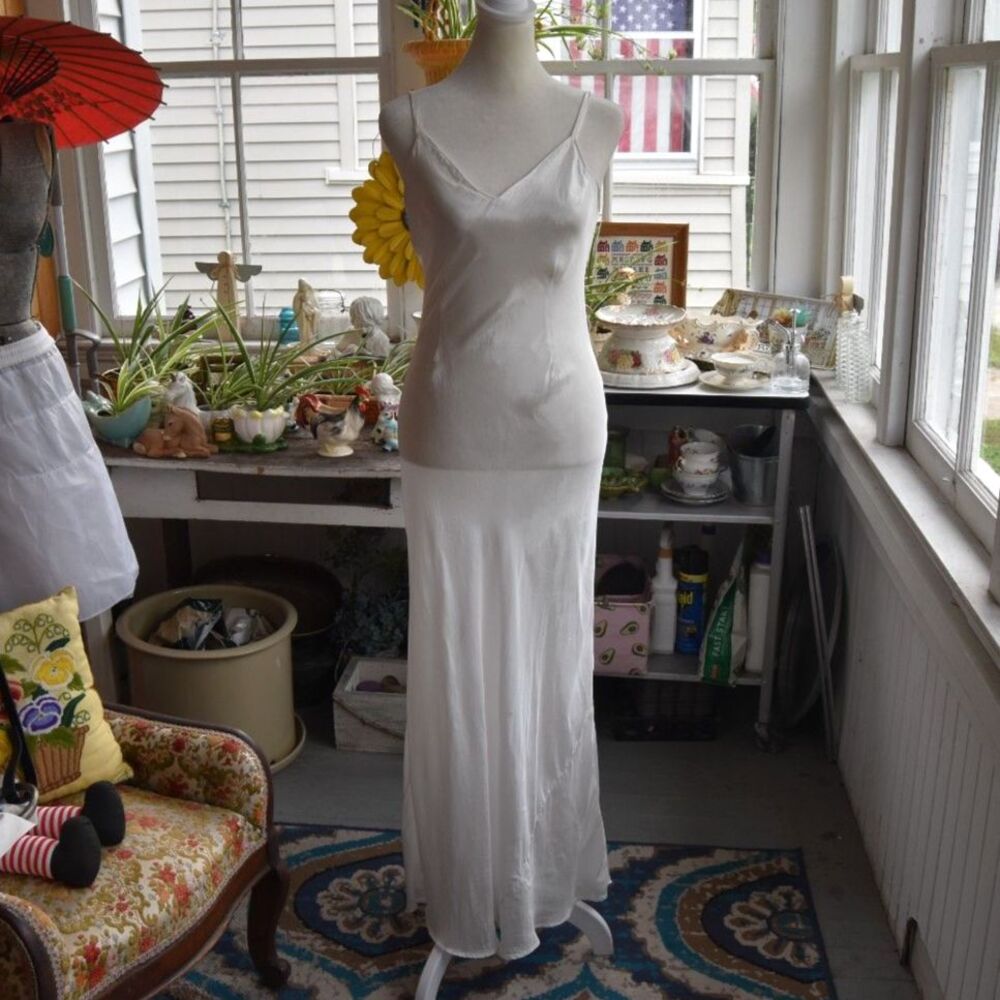 Vintage 30s 40s Ivory Satin Slip Nightgown Full Length V Neck Low Back XS/Small